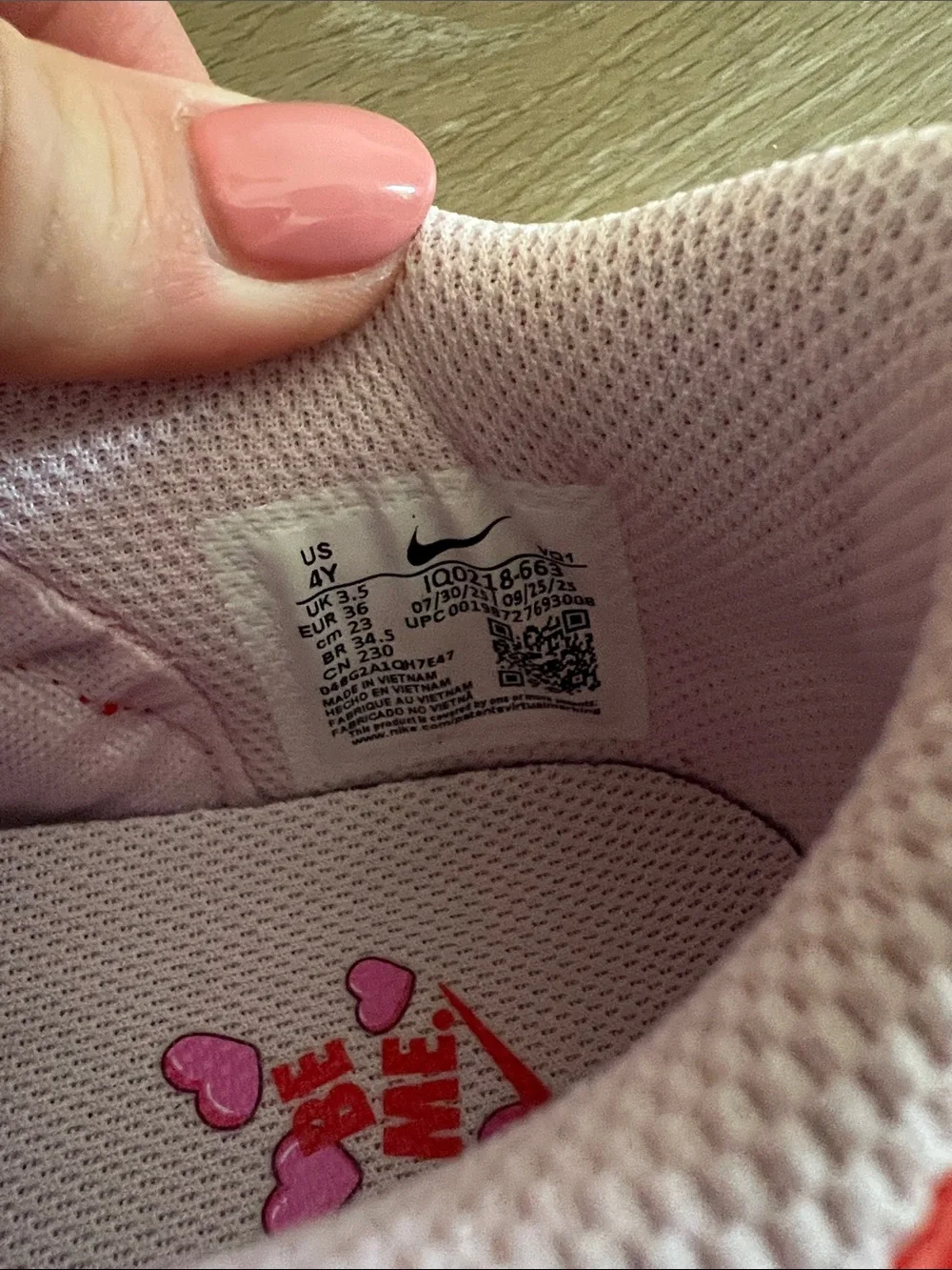 Nike Kids Pink & Red Low-Top Sneakers with White Swoosh